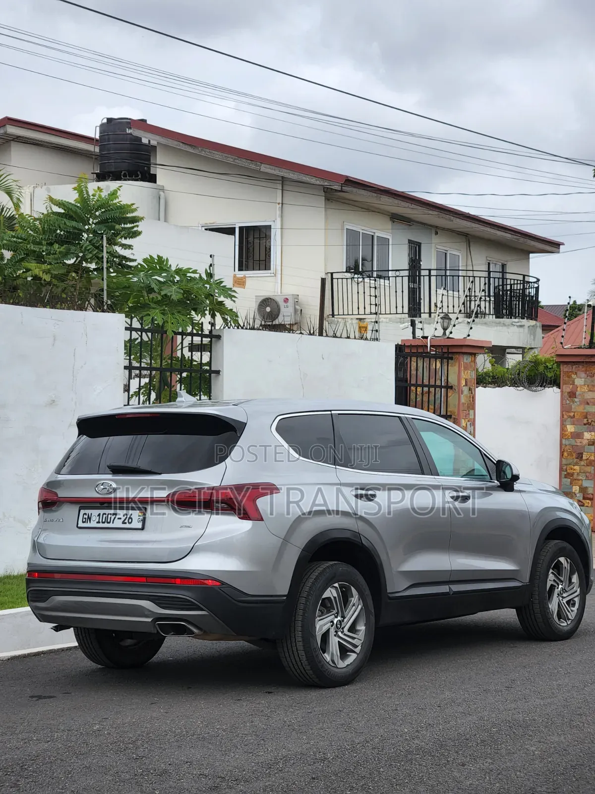 Hyundai Santa Fe SE 2021 Silver