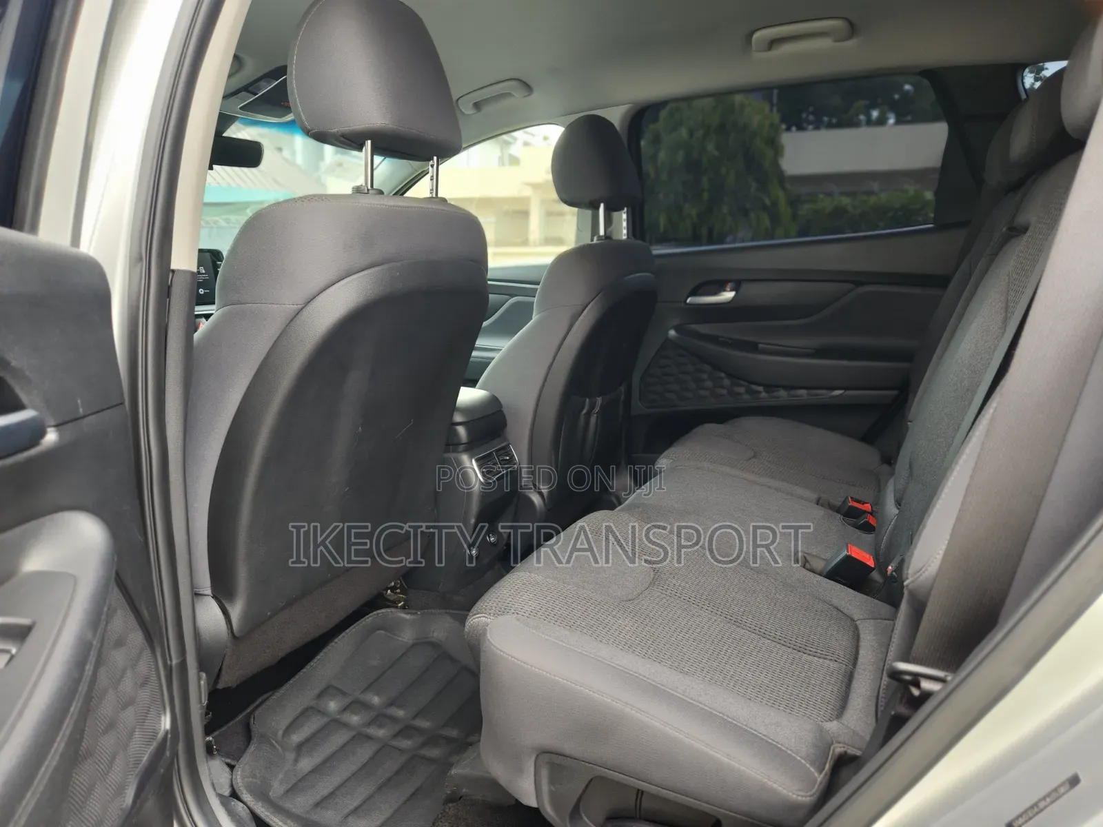 Hyundai Santa Fe SE 2021 Silver