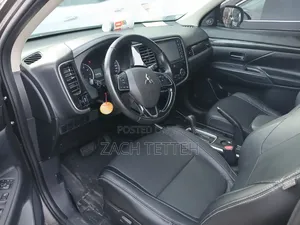 Mitsubishi Outlander 2020 Brown