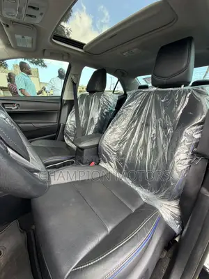 Toyota Corolla XSE (1.8L 4cyl 2A) 2018 Black