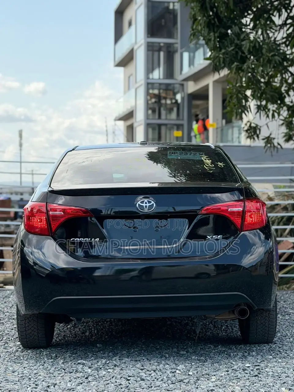 Toyota Corolla XSE (1.8L 4cyl 2A) 2018 Black