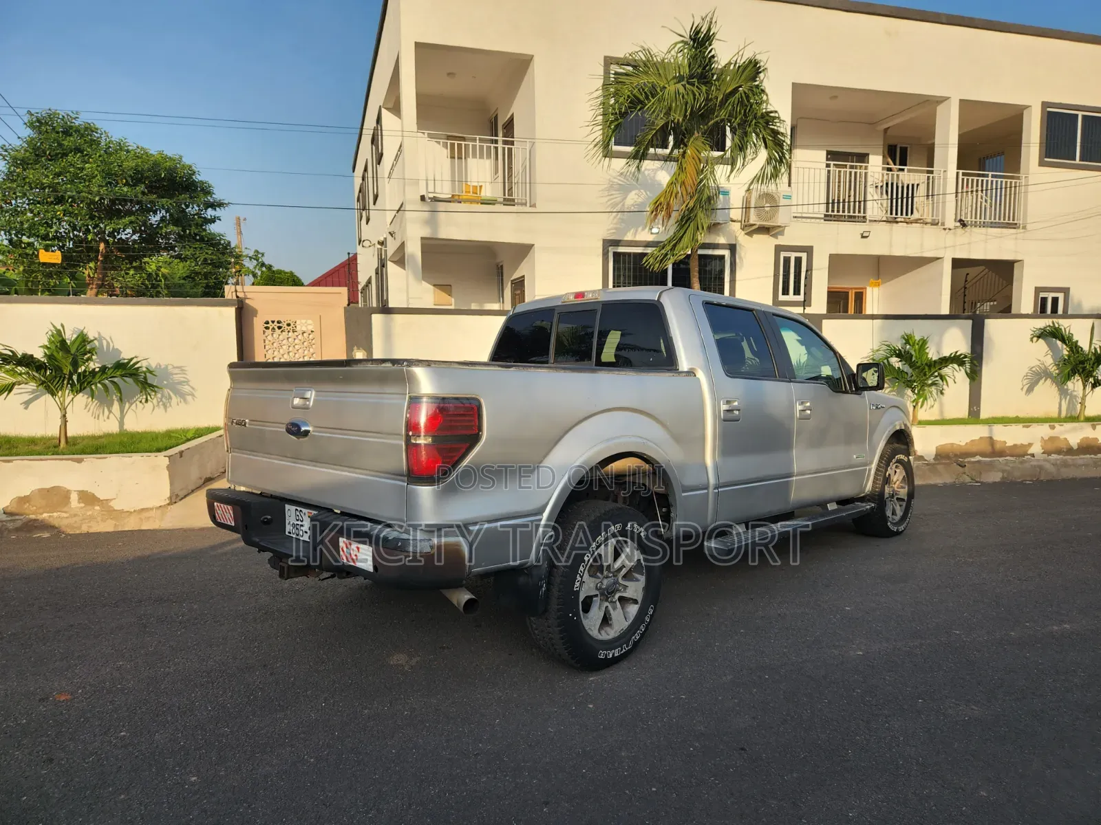 Ford F-150 Lariat 4dr SuperCab 8 ft. LB (2.7L 6cyl Turbo 6A) 2015