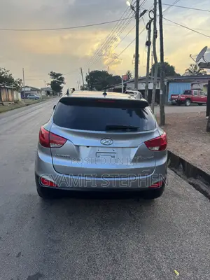 Hyundai Tucson Limited AWD 2013 Gray