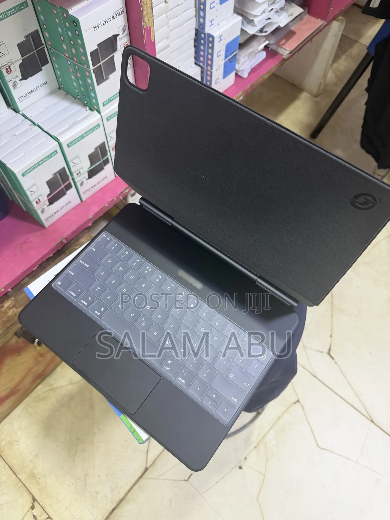 iPad Air 13inch Keyboard