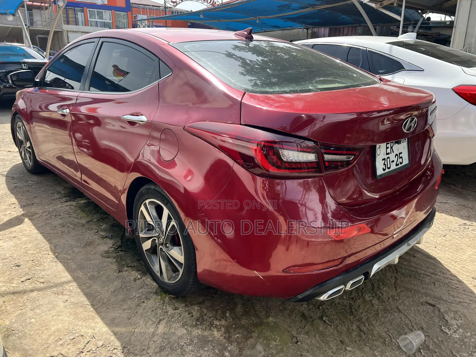 Hyundai Elantra 2014 Red