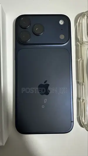 New Apple iPhone 17 Pro Max 256 GB Blue