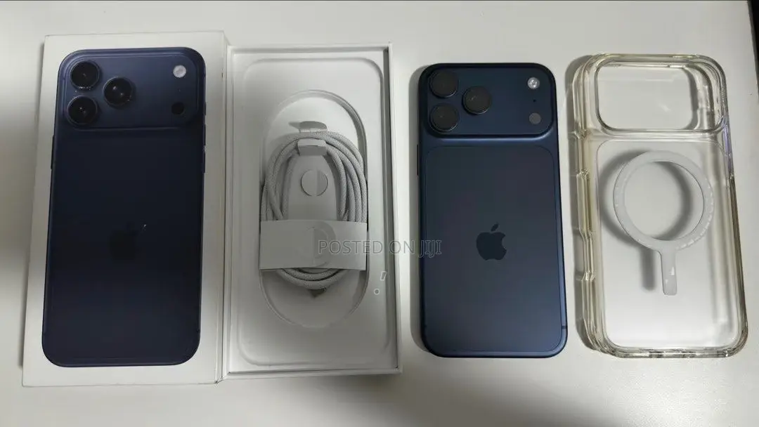 New Apple iPhone 17 Pro Max 256 GB Blue