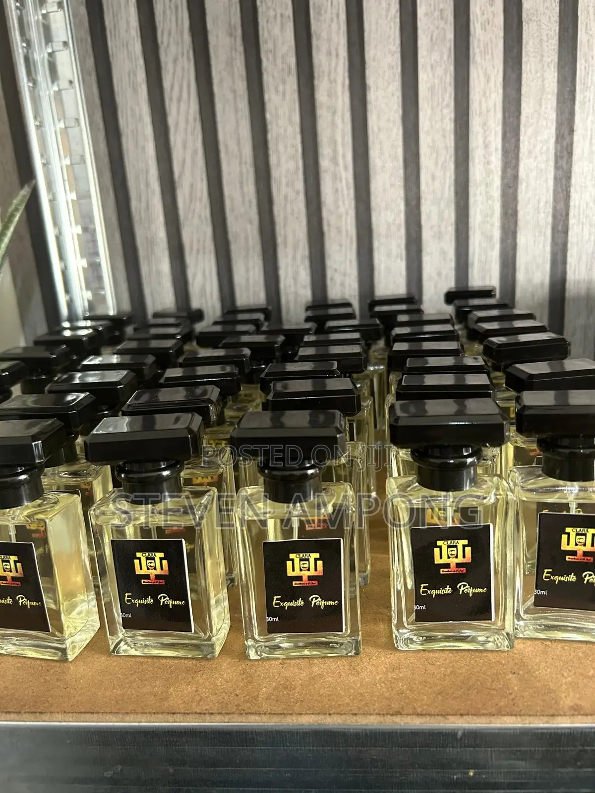 Redolent Exquisite Perfume - Unisex