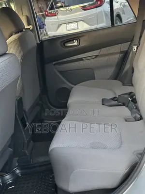 Nissan Wingroad 2015 Silver