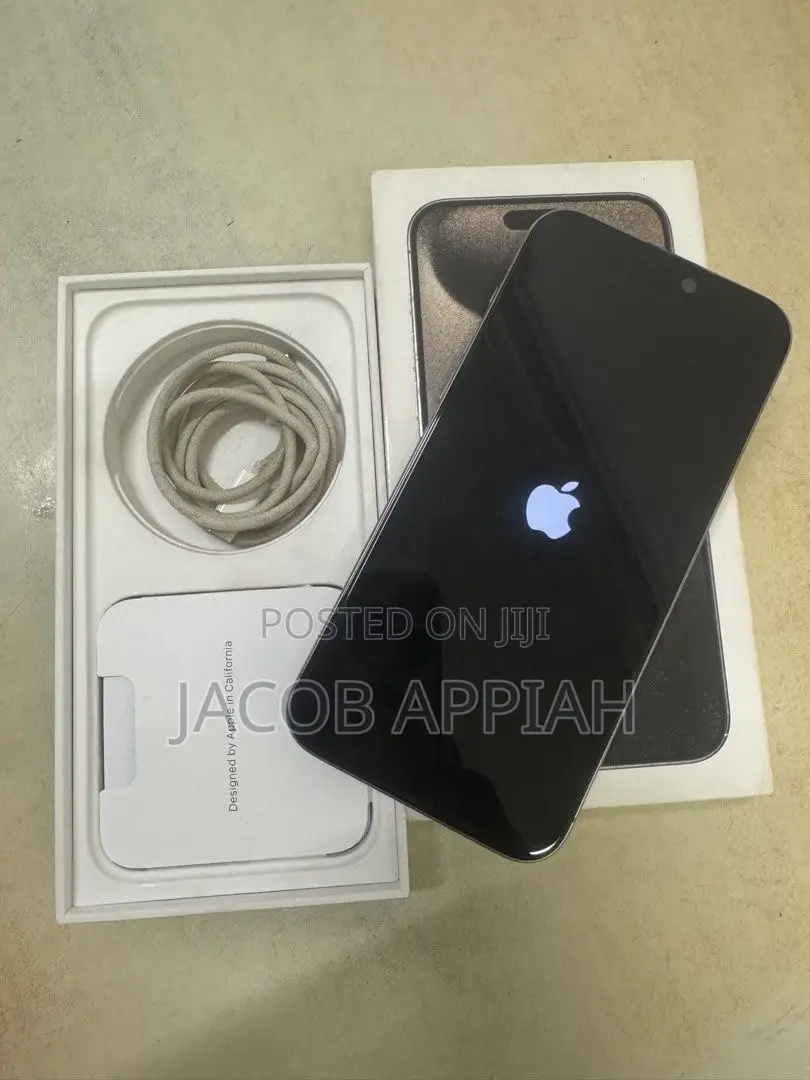 Apple iPhone 15 Pro Max 512 GB Silver