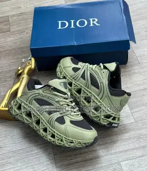 Dior B35 NXXT Sneakers in Black Green