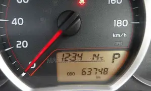 Toyota Vitz 1.3 FWD 5dr 2012 Gray