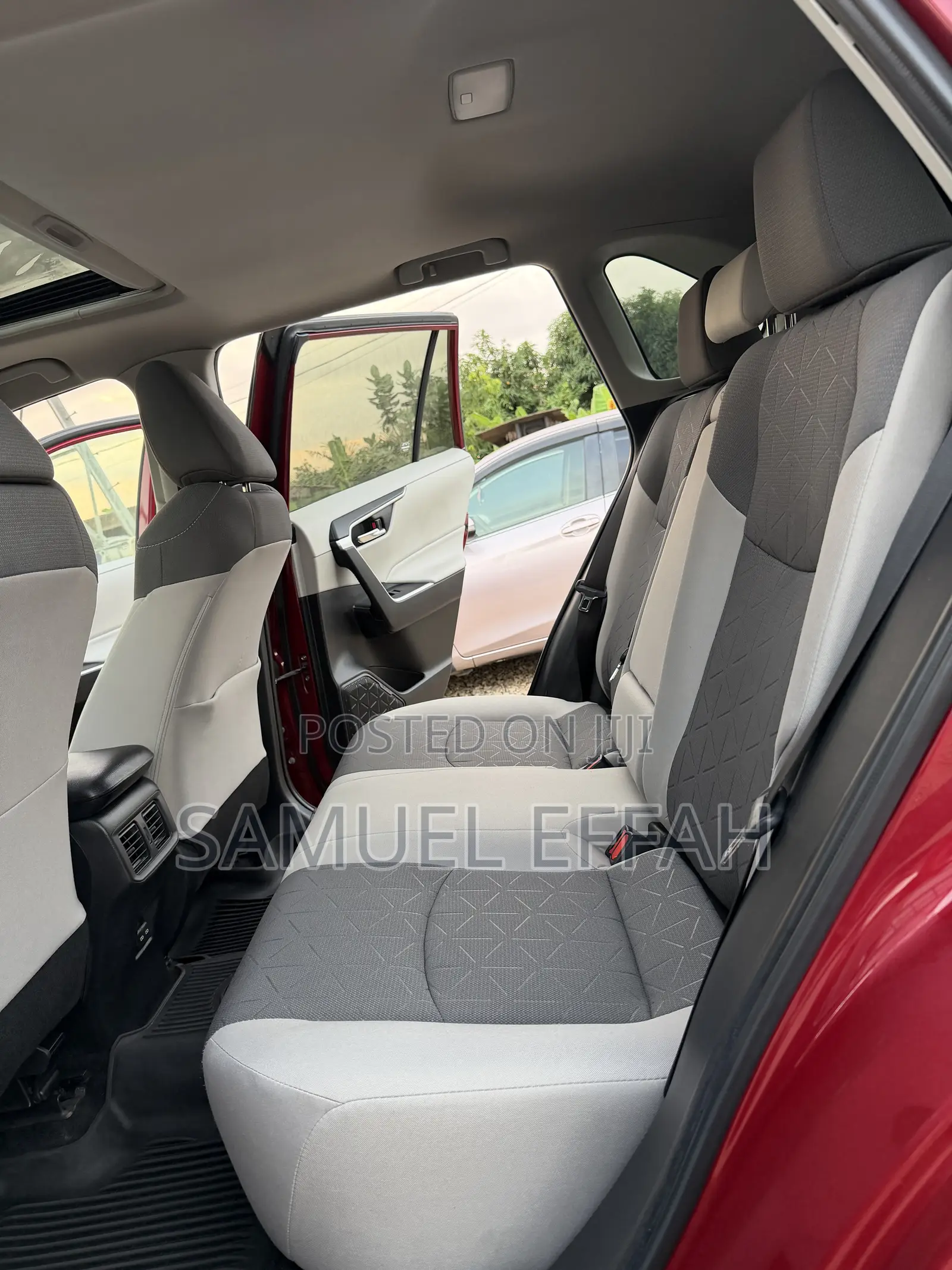 Toyota RAV4 2022 Red