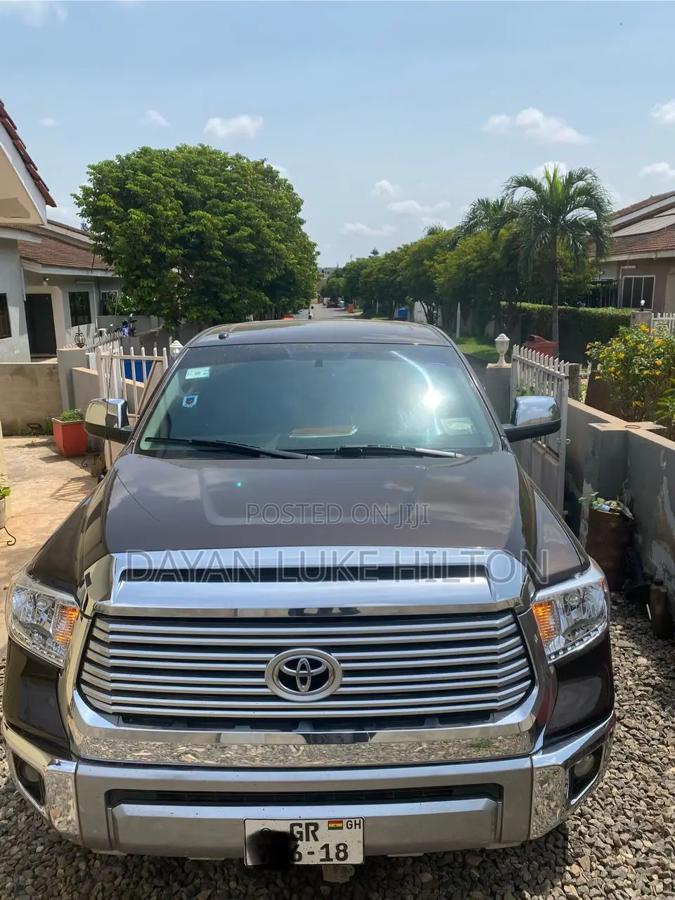 Toyota Tundra Limited 4dr CrewMax 4WD SB (5.7L 8cyl 6A) 2014 Brown