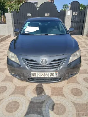 Toyota Camry Base 4dr Sedan (2.5L 4cyl 6M) 2010 Black
