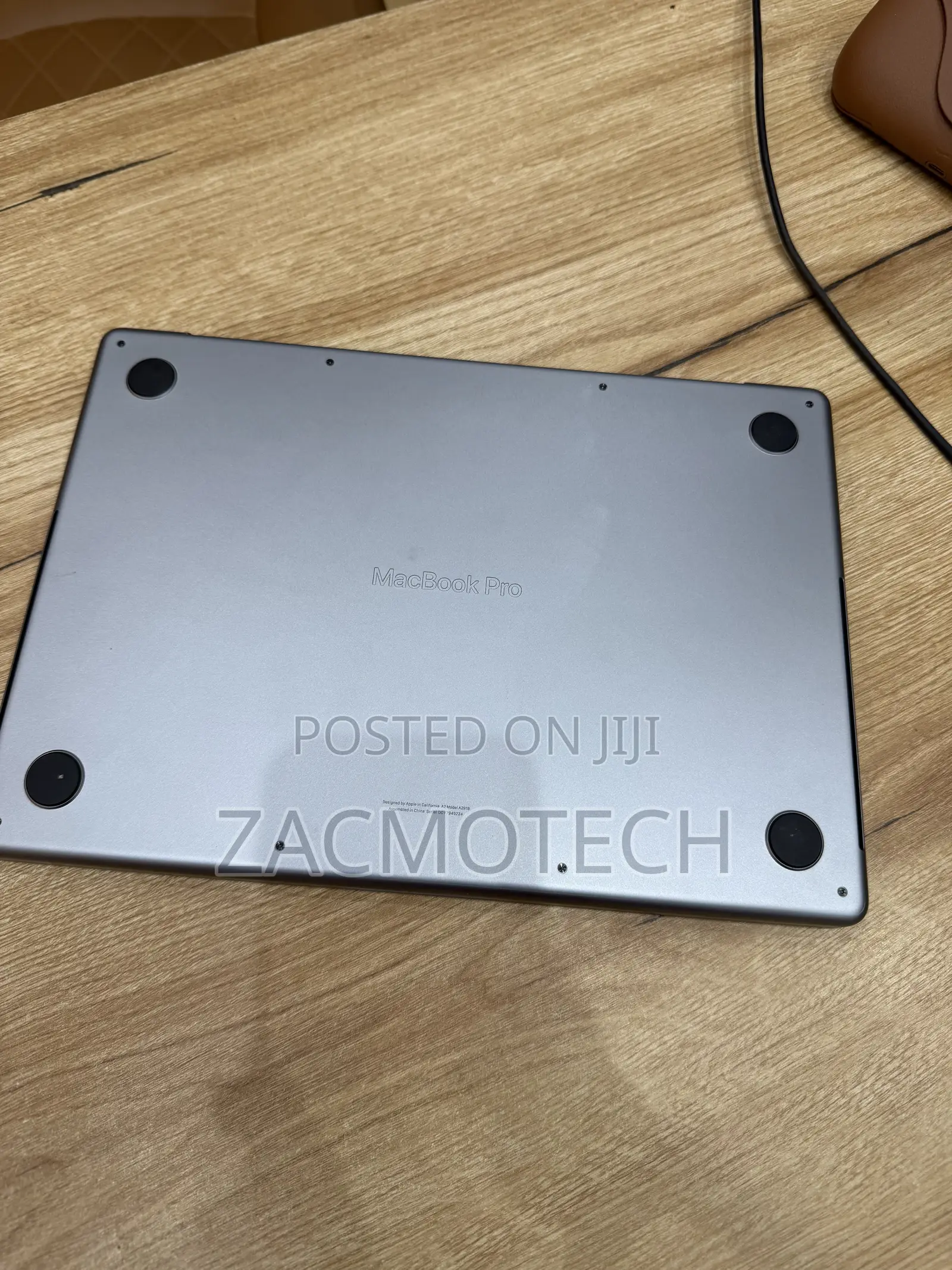 Laptop Apple MacBook Pro 2023 M3 8GB Apple M3 SSD 1T