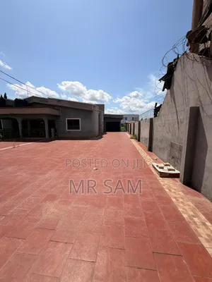 4bdrm Apartment in Sam Properties, Old Barrier for rent
