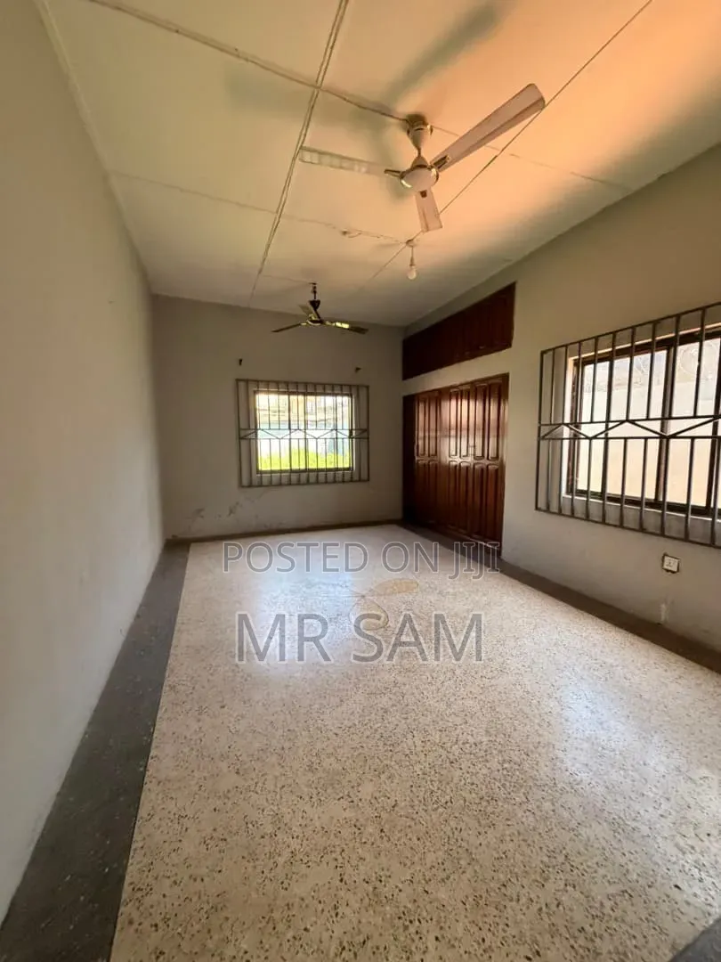 4bdrm Apartment in Sam Properties, Old Barrier for rent