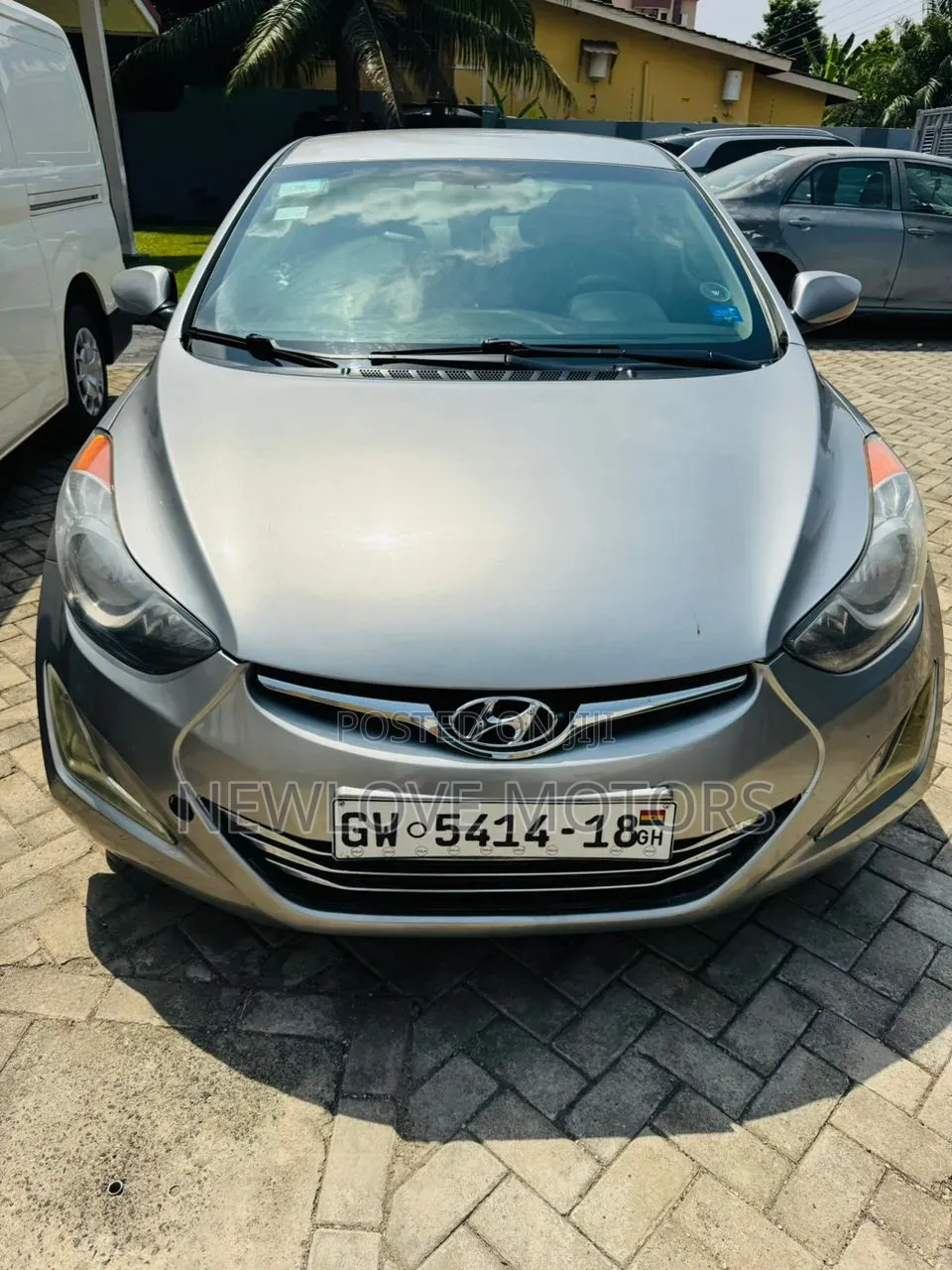 Hyundai Elantra 2013 Silver