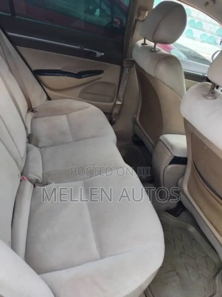 Honda Civic 1.4 5 Door 2011