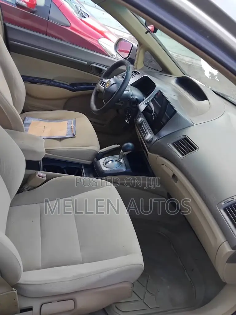 Honda Civic 1.4 5 Door 2011
