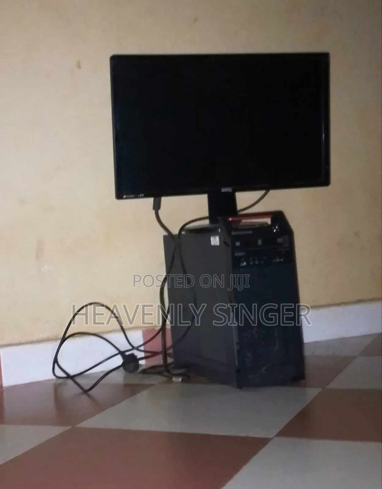Desktop Computer Lenovo ThinkCentre M710 12GB Intel Core i7 HDD 1T