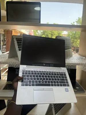 Laptop HP EliteBook 830 G5 8GB Intel Core i5 SSD 256GB