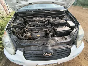Hyundai Accent 2010 White