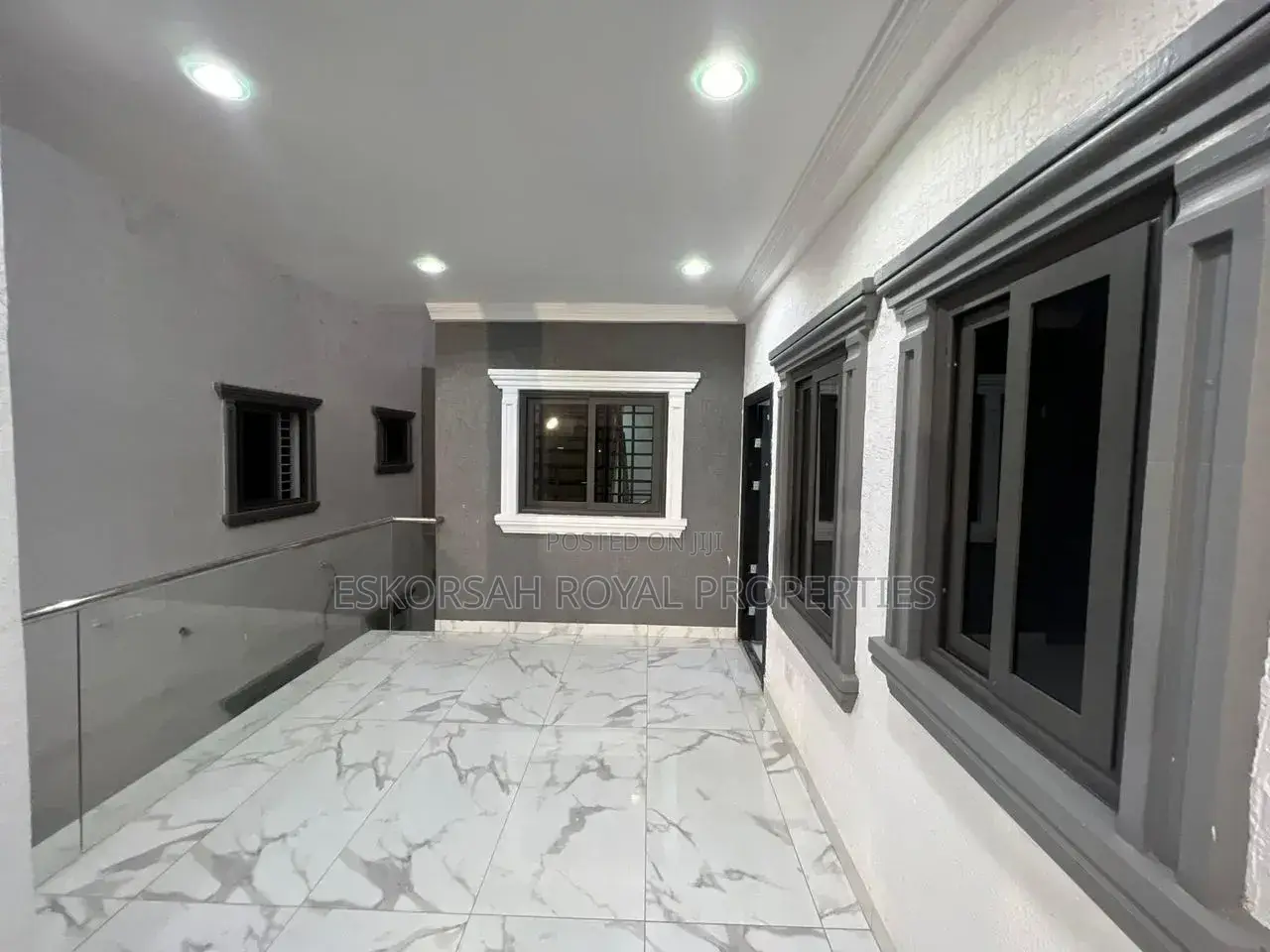 5bdrm Townhouse/Terrace in Achimota Mill 7, Mile 7 for sale