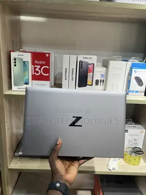 Laptop HP ZBook Firefly 14 G7 8GB Intel Core i5 SSD 256GB