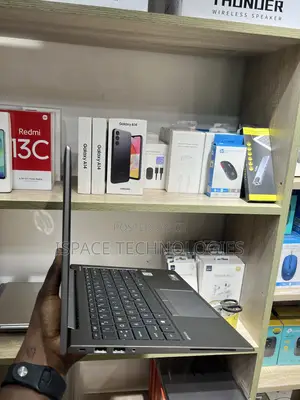 Laptop HP ZBook Firefly 14 G7 8GB Intel Core i5 SSD 256GB