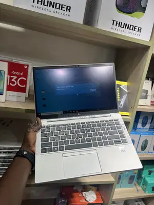Laptop HP ZBook Firefly 14 G7 8GB Intel Core i5 SSD 256GB