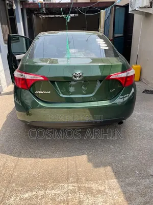 Toyota Corolla 2016 Green