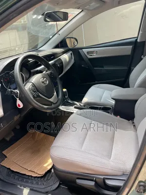 Toyota Corolla 2016 Green