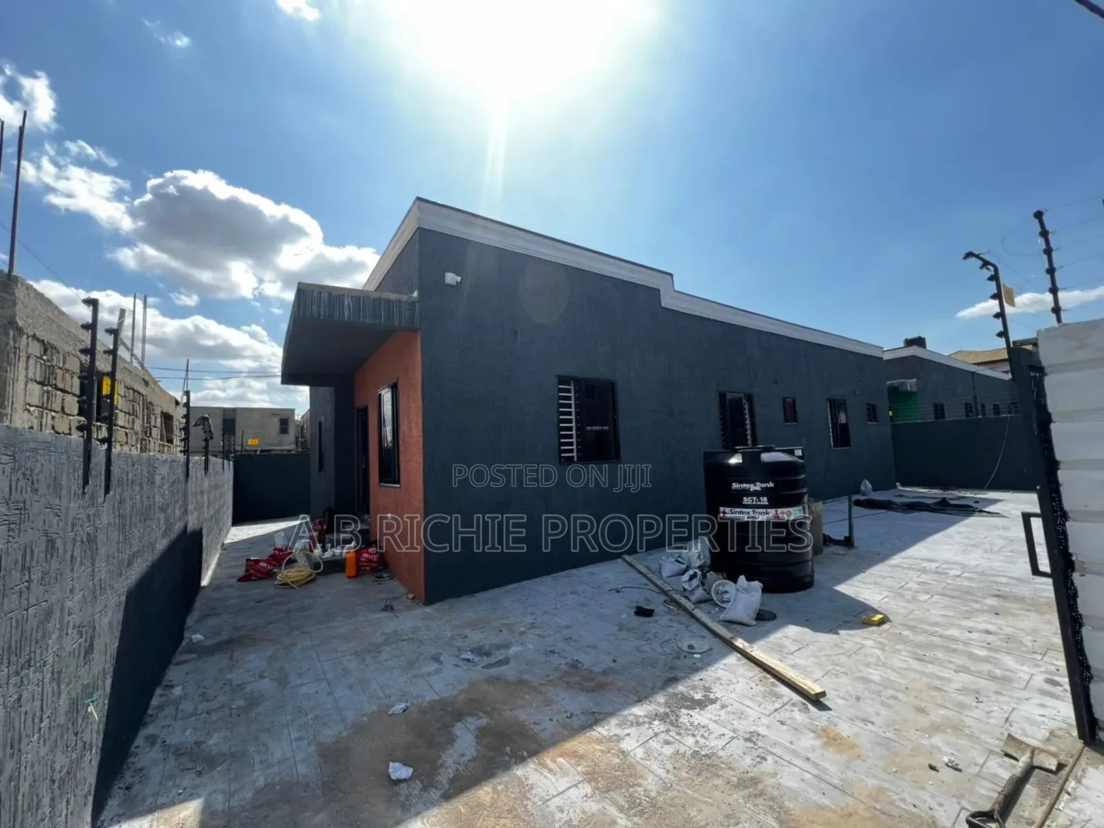 3bdrm Bungalow in Ab Richie Properties, Baatsona Total for sale