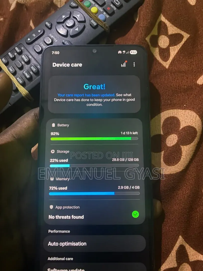 Samsung Galaxy A06 128 GB Gray