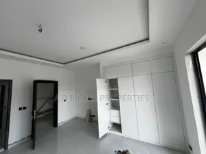 3bdrm House in Ab Richie Properties, Baatsona Total for sale