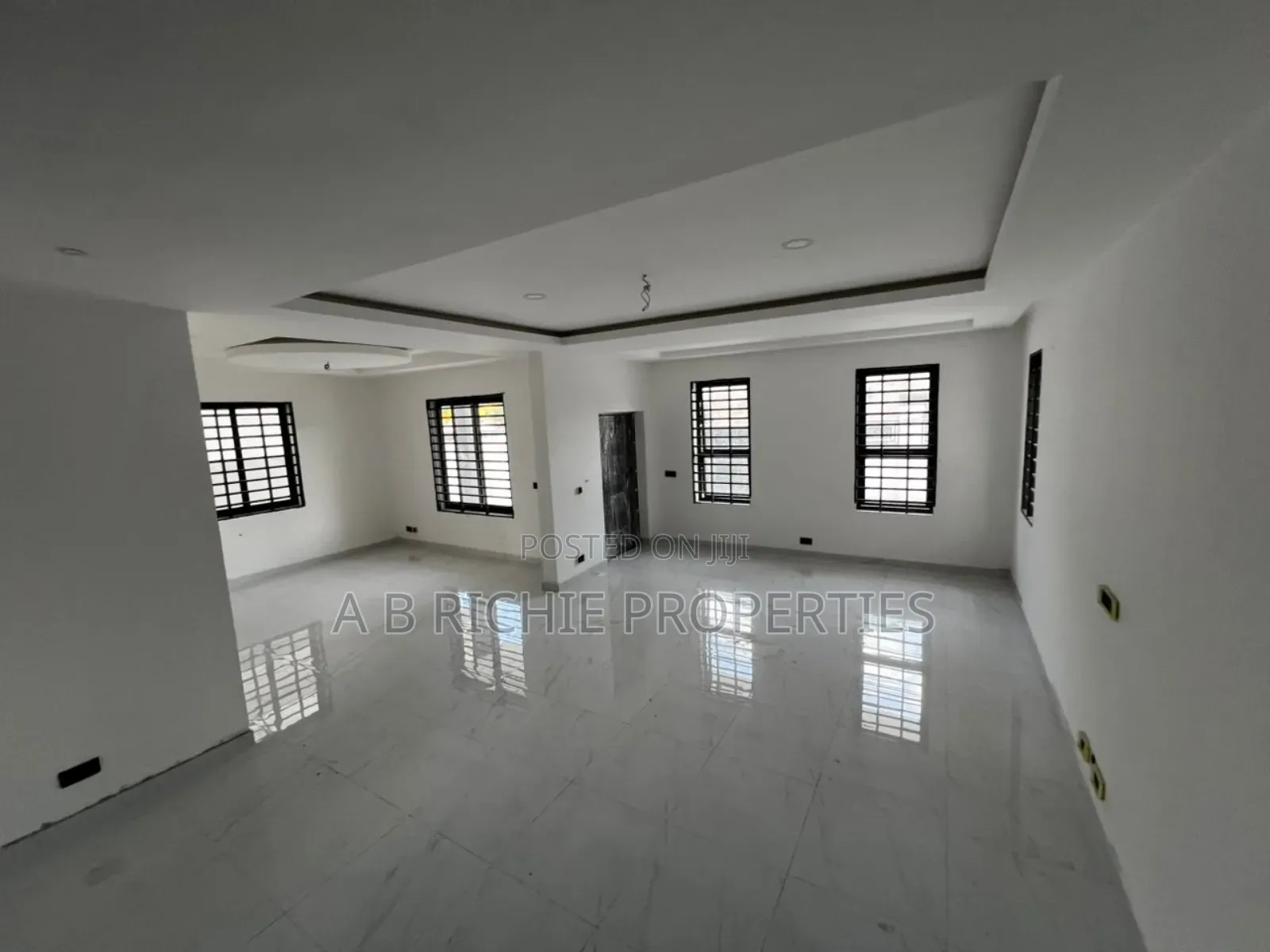3bdrm House in Ab Richie Properties, Baatsona Total for sale