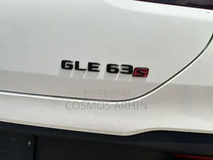 Mercedes-Benz GLE-Class 2022 White