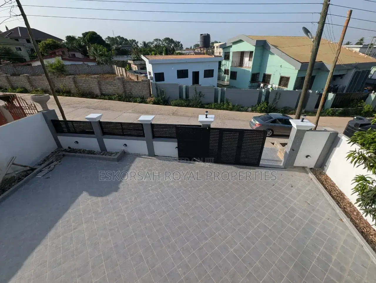3bdrm House in Achimota Mill, Unity Closed for sale