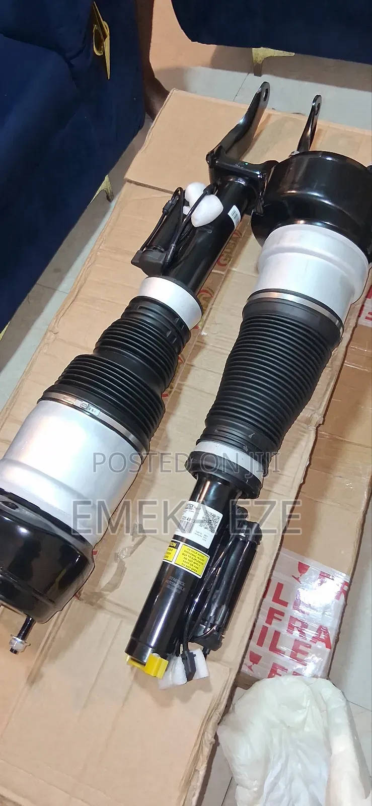 Front Air Suspension Strut for Mercedes-Benz W222 S-Class, S450, S550