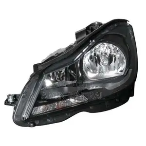 W204 Headlight Halogen