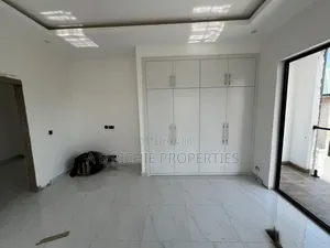 3bdrm House in Ab Richie Properties, Baatsona Total for sale