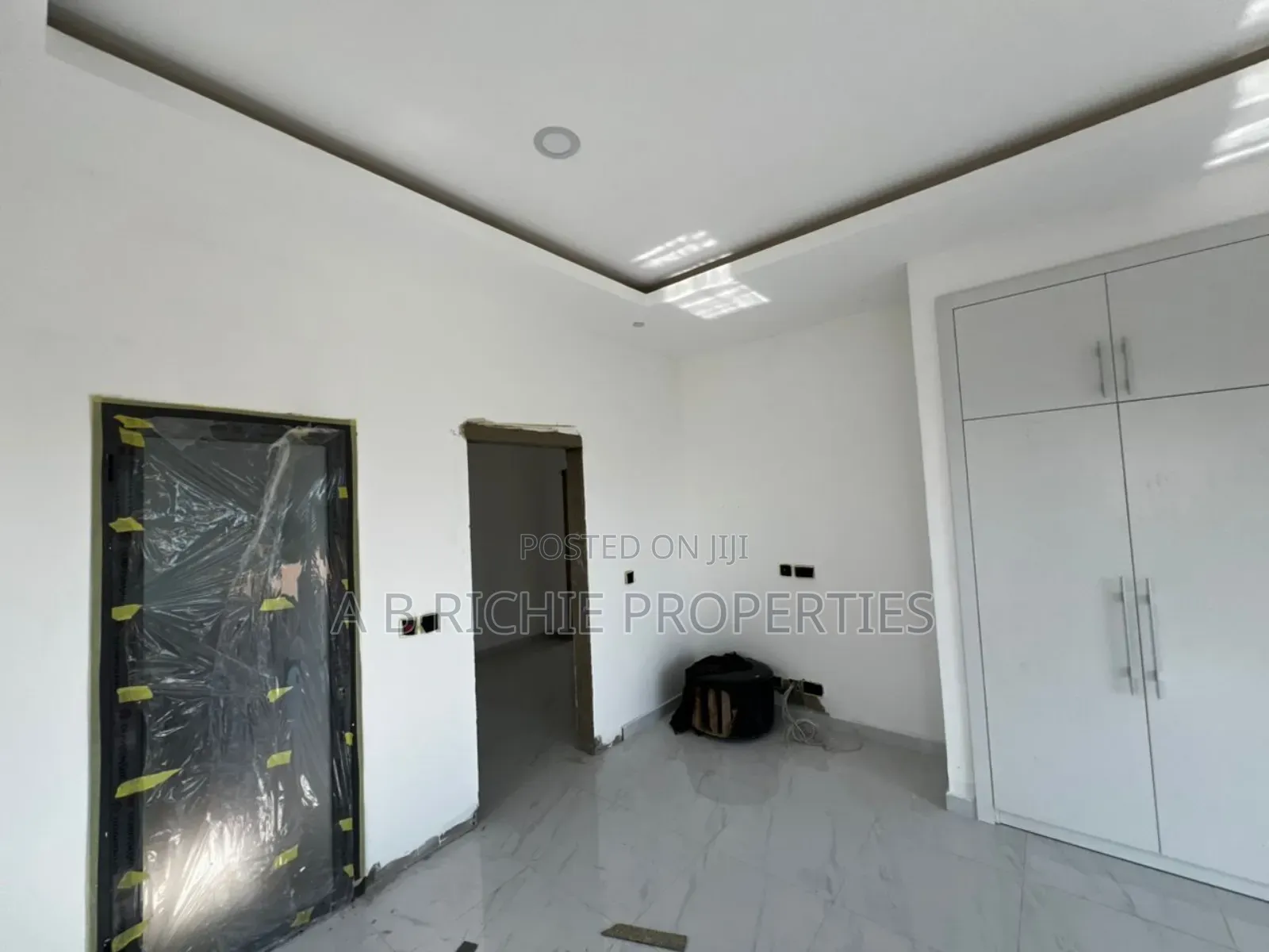 3bdrm House in Ab Richie Properties, Baatsona Total for sale