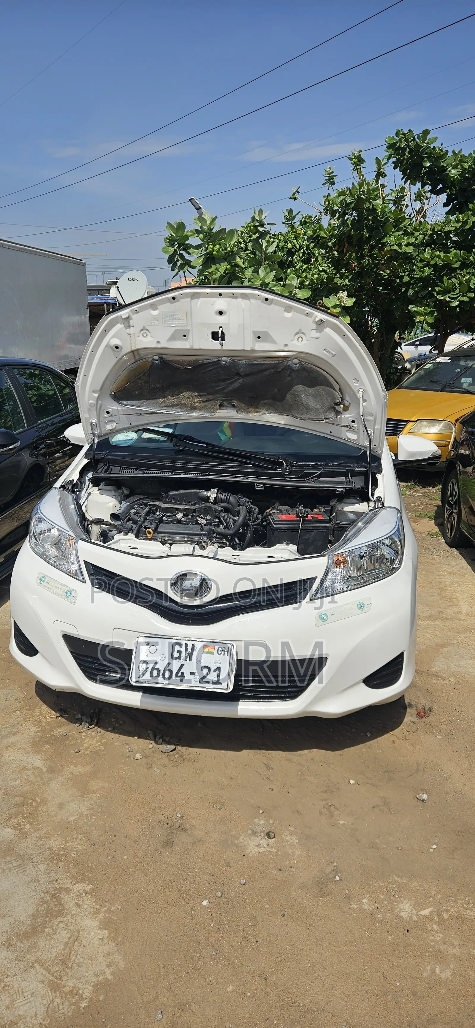 Toyota Vitz 1.3 FWD 3dr 2012 White