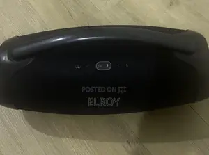 Feel the Solid Base Boombox3