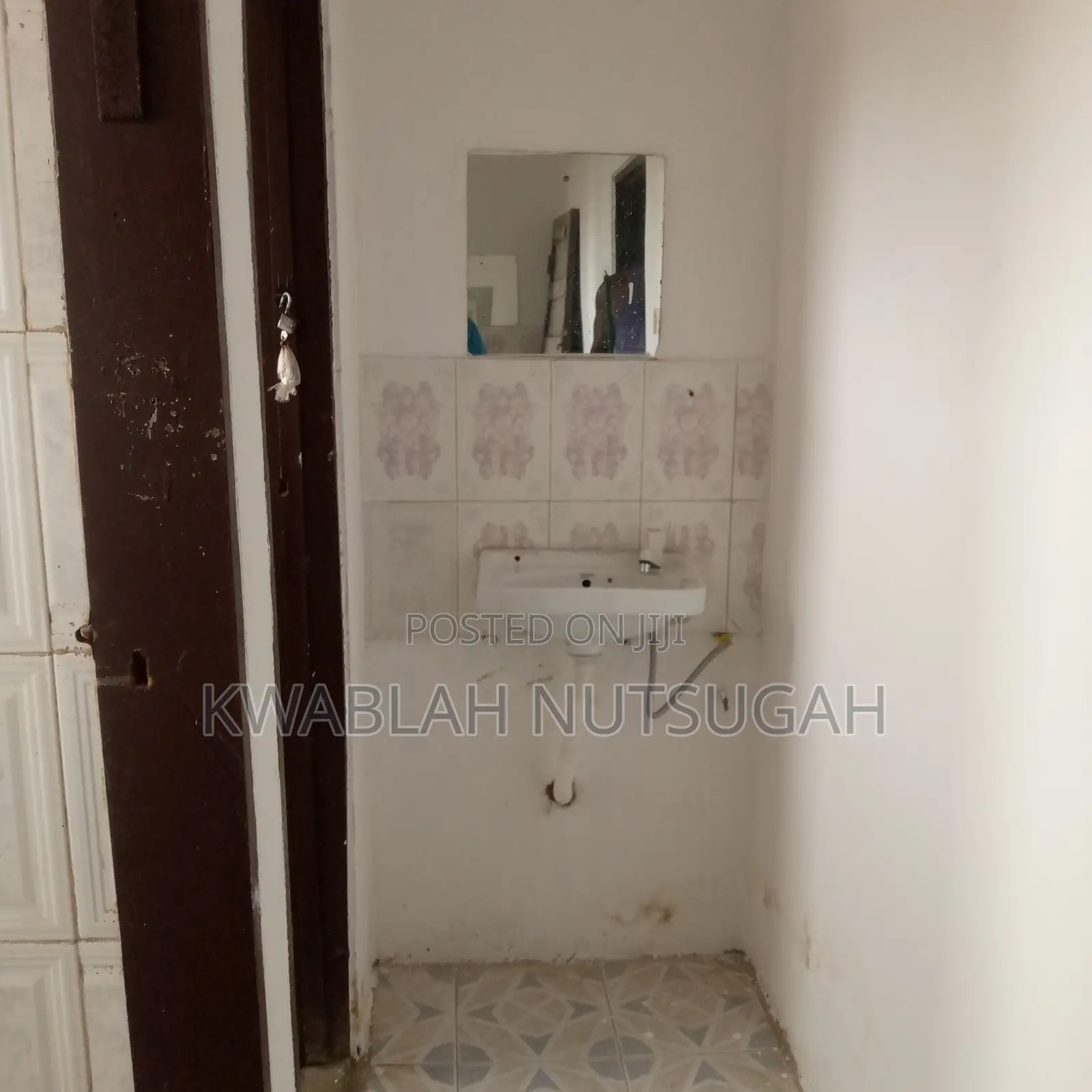 1bdrm House in Cold Store for rent
