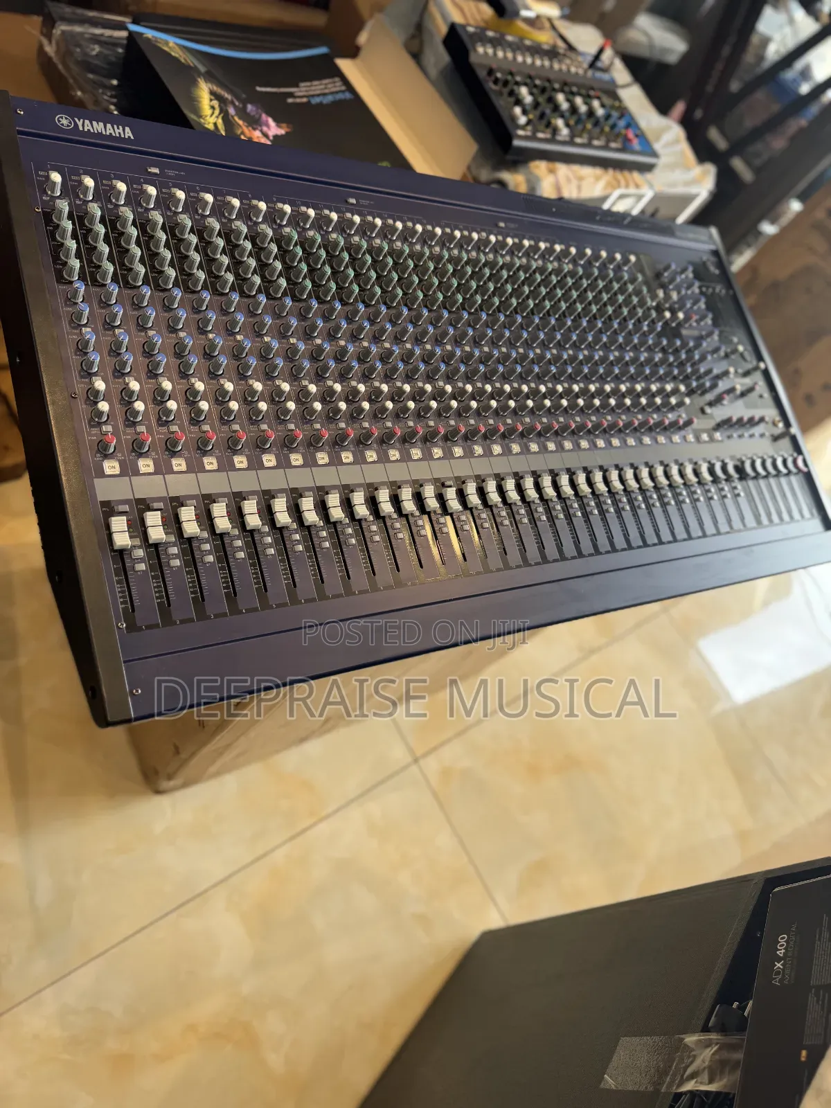 Yamaha Mg32 Channel Mixer