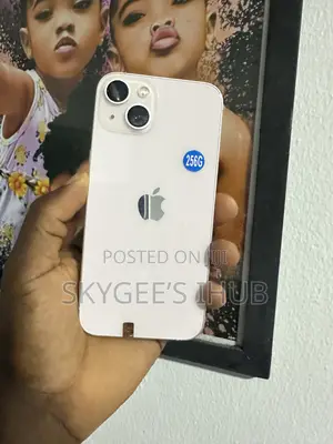 Apple iPhone 13 256 GB Pink