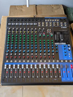 Yamaha Mg16 Xu 16 Channel Mixer